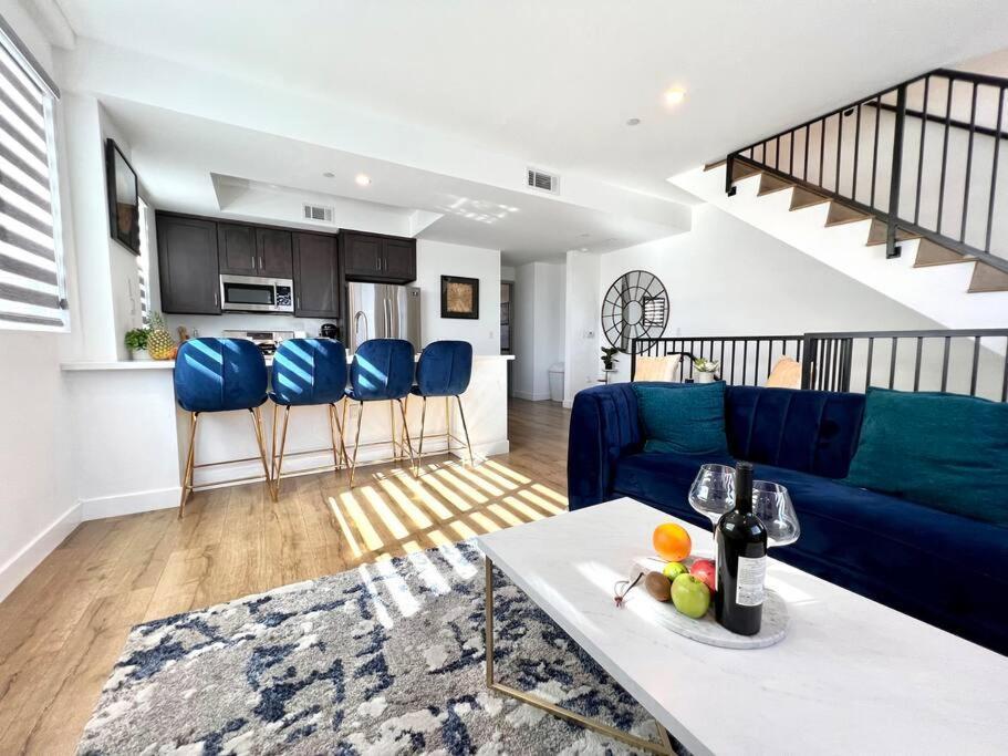 Luxury K-Town Dwelling With Private Rooftop Deck. Los Angeles Luaran gambar