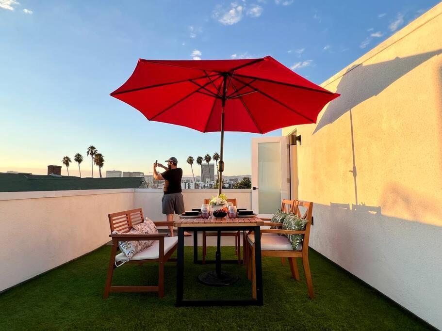Luxury K-Town Dwelling With Private Rooftop Deck. Los Angeles Luaran gambar
